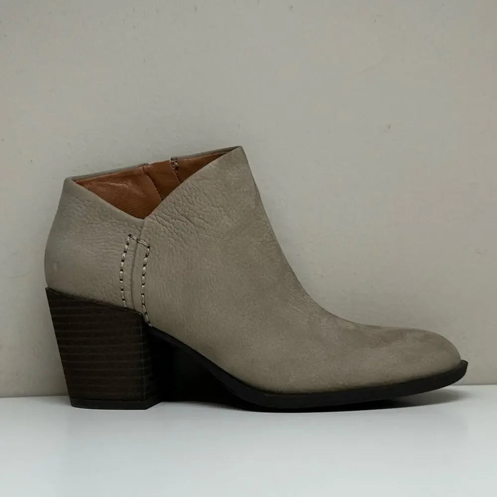 NWOB | Lucky Brand | Bellita Booties | Taupe | Size 6.5 M